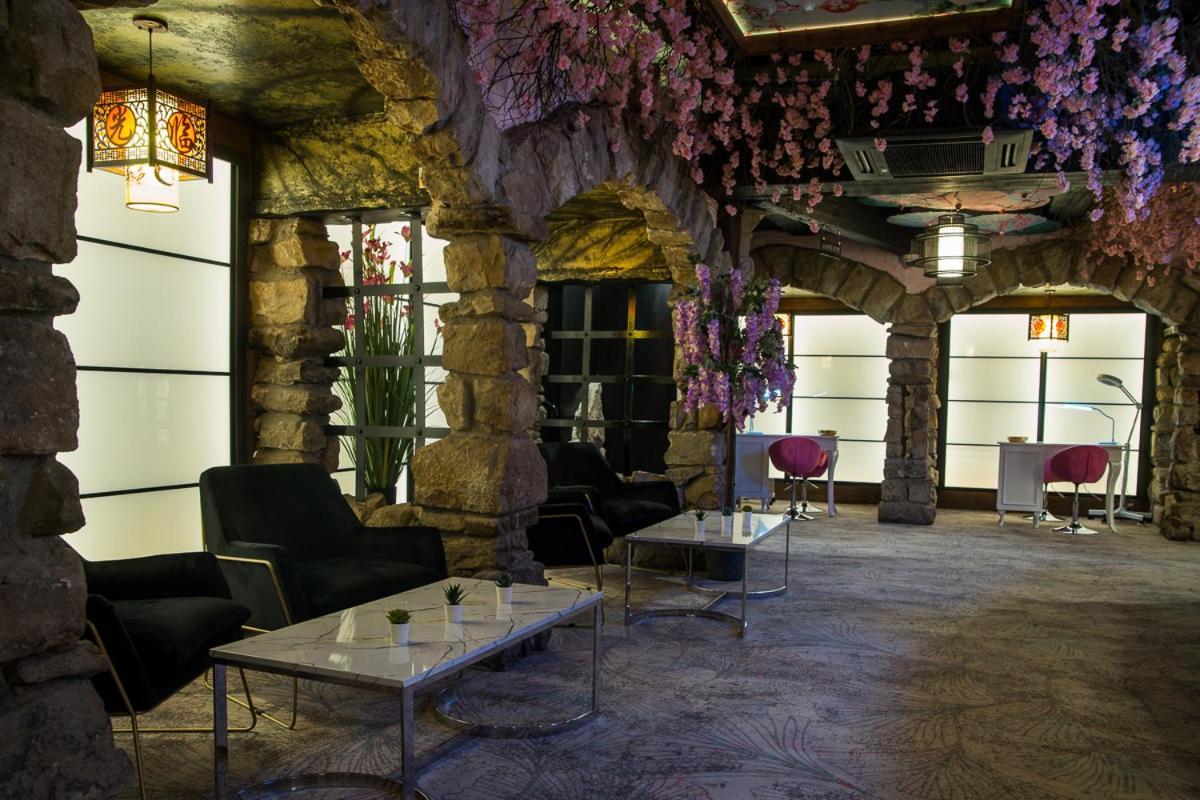 Holyrood Hotel - Leisure Centre & The Spa At Orchids Bundoran Esterno foto