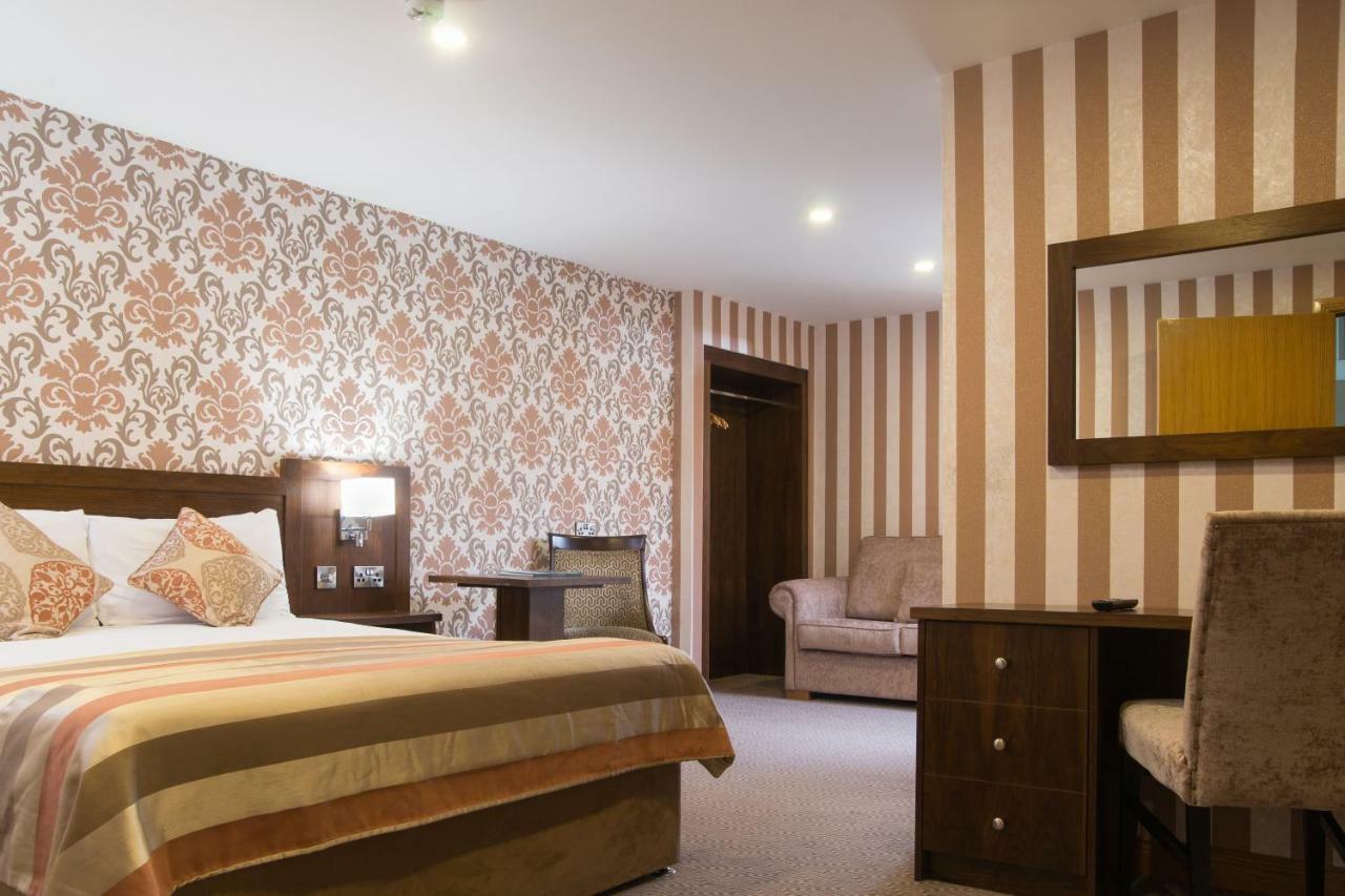 Holyrood Hotel - Leisure Centre & The Spa At Orchids Bundoran Esterno foto